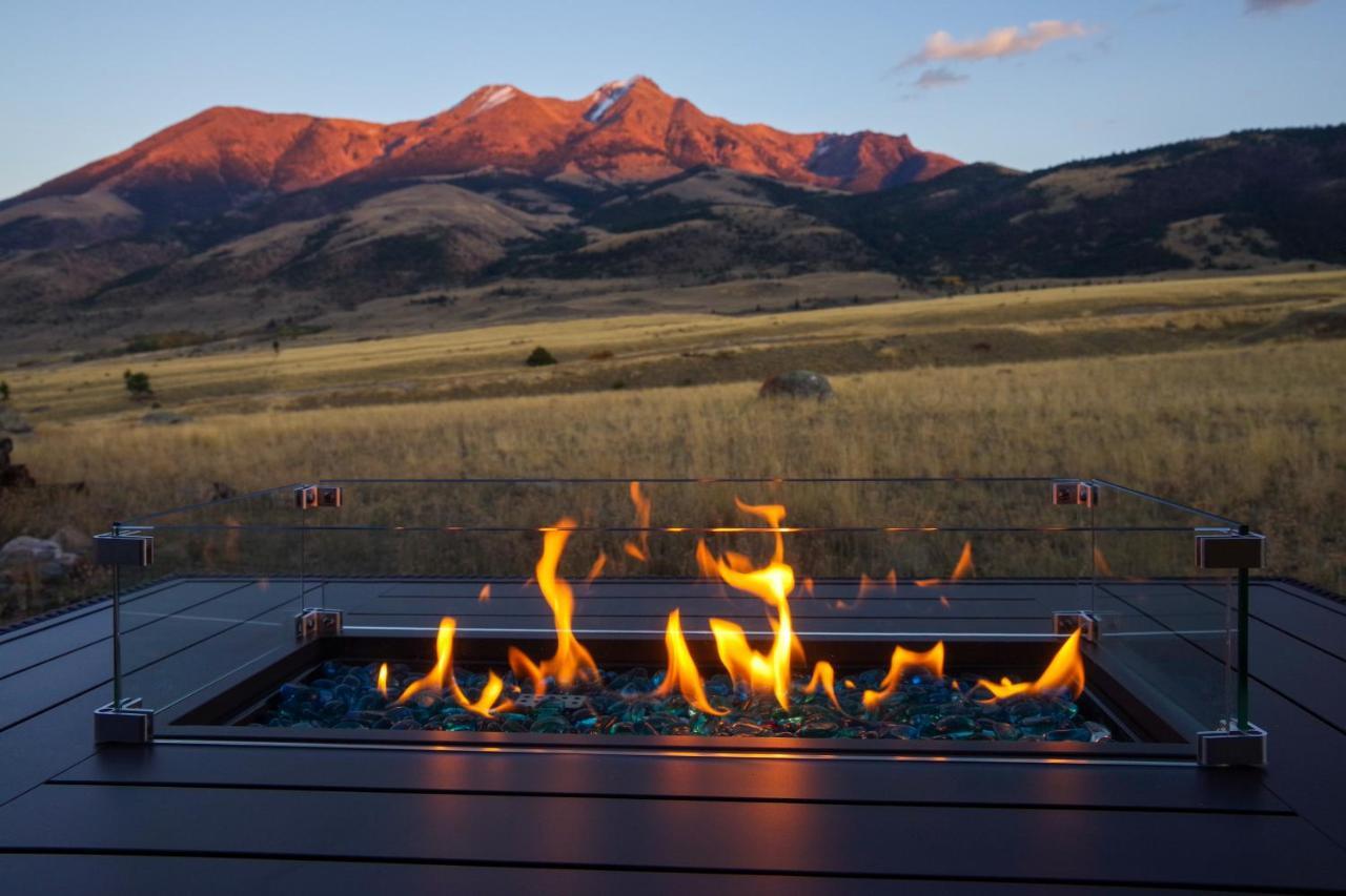 Yellowstone Lodge With Game Room And Panoramic Views Emigrant Exterior photo